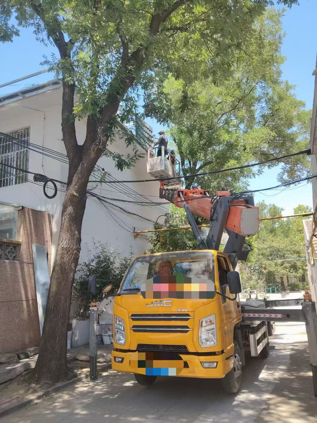 宽城高空作业车能吊装重物吗？最大承载多少公斤？